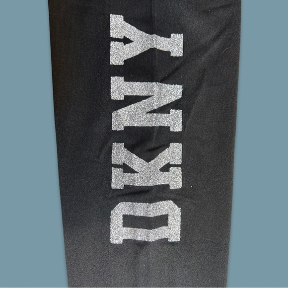 NEW Girls’ DKNY black tights with sparkle glitter - Size M 8-10 - Picture 3 of 5